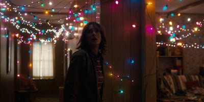 Stranger Things 1x03 - Chapter Three: Holly, Jolly