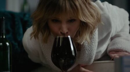 La donna nella casa di fronte alla ragazza dalla finestra 1x01 recensione