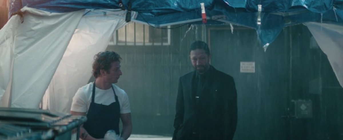 The Bear 5x04 recensione: Carmy affronta Richie durante Ribs mentre il ristorante si prepara all'apertura.