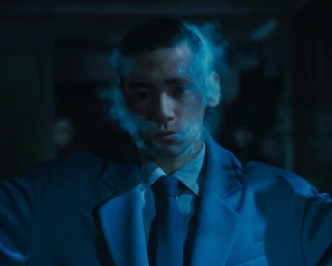 Human Vapor 1x01 recensione: Kyoko e Kenji indagano dopo l’esplosione in diretta TV