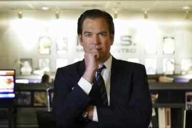 Michael Weatherly nei panni di Tony DiNozzo per il ritorno nella stagione 24 di NCIS