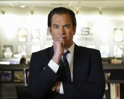 Michael Weatherly nei panni di Tony DiNozzo per il ritorno nella stagione 24 di NCIS