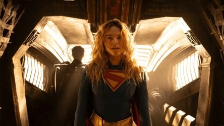 Supergirl film DC recensione con Milly Alcock, Krypto e Lobo