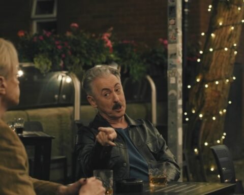 Tip Toe 1x01 recensione: Alan Cumming e David Morrissey nei panni di Leo e Clive