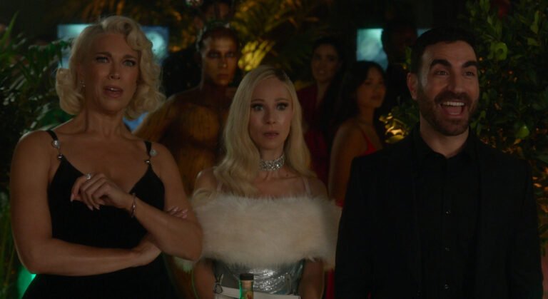 Ted Lasso e i protagonisti della quarta stagione nell'episodio 4x06 della serie Apple Tv