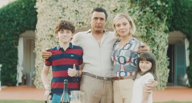 Jasmine Trinca, Adriano Giannini e Gabriella Telegrafo in L’Estranea di Paolo Strippoli