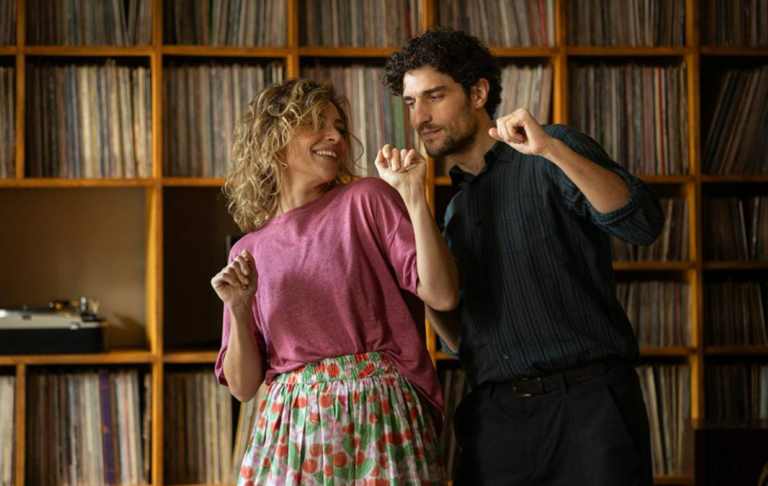 Louis Garrel e Jasmine Trinca in Succederà Questa Notte di Nanni Moretti a Venezia 83
