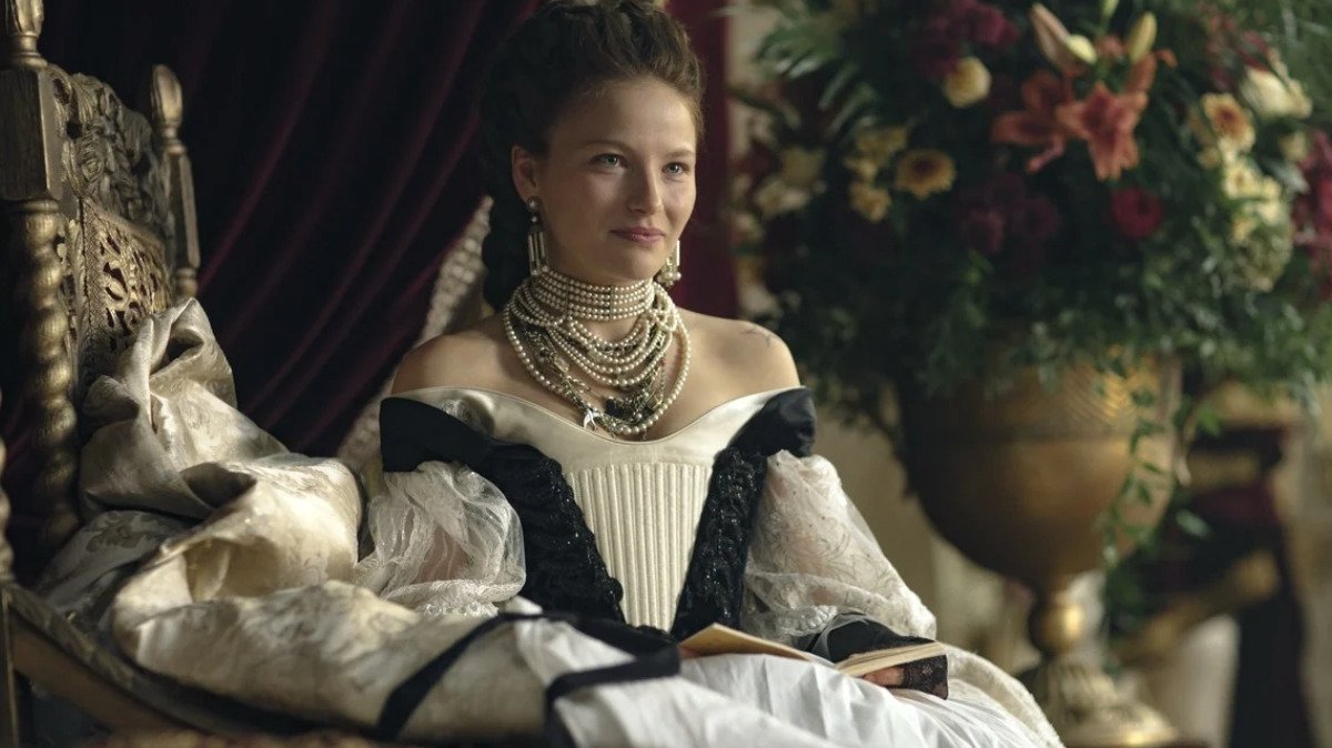 Devrim Lingnau interpreta Elisabetta d'Austria nella serie L'Imperatrice
