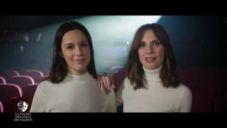 Peccato 1x04 recensione: Emanuela Fanelli nell'episodio "To Play" della serie Peccato su HBO Max.