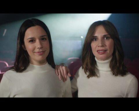Peccato 1x04 recensione: Emanuela Fanelli nell'episodio "To Play" della serie Peccato su HBO Max.