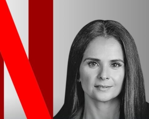 Bela Bajaria e Ted Sarandos, protagonisti del cambio ai vertici Netflix dopo il taglio di circa 1.000 dipendenti.