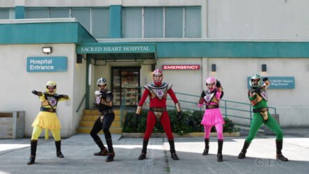 Scrubs 11x01 recensione - Zach Braff, Donald Faison e Sarah Chalke nella seconda stagione del revival